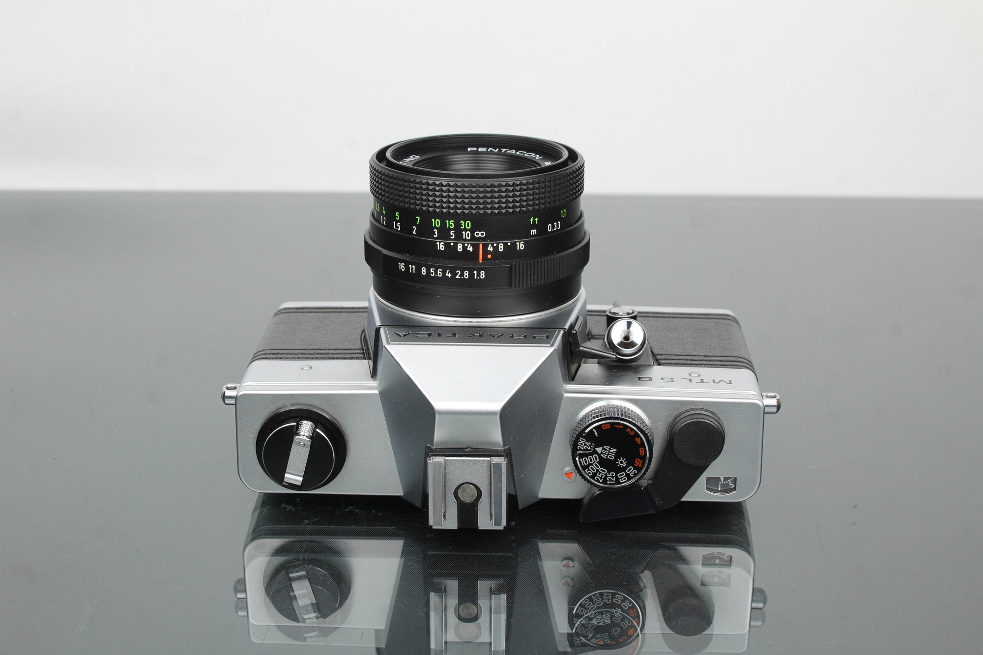 Praktika MLT 5 B + Pentacon auto 1.8/50 lens (M42 mount)