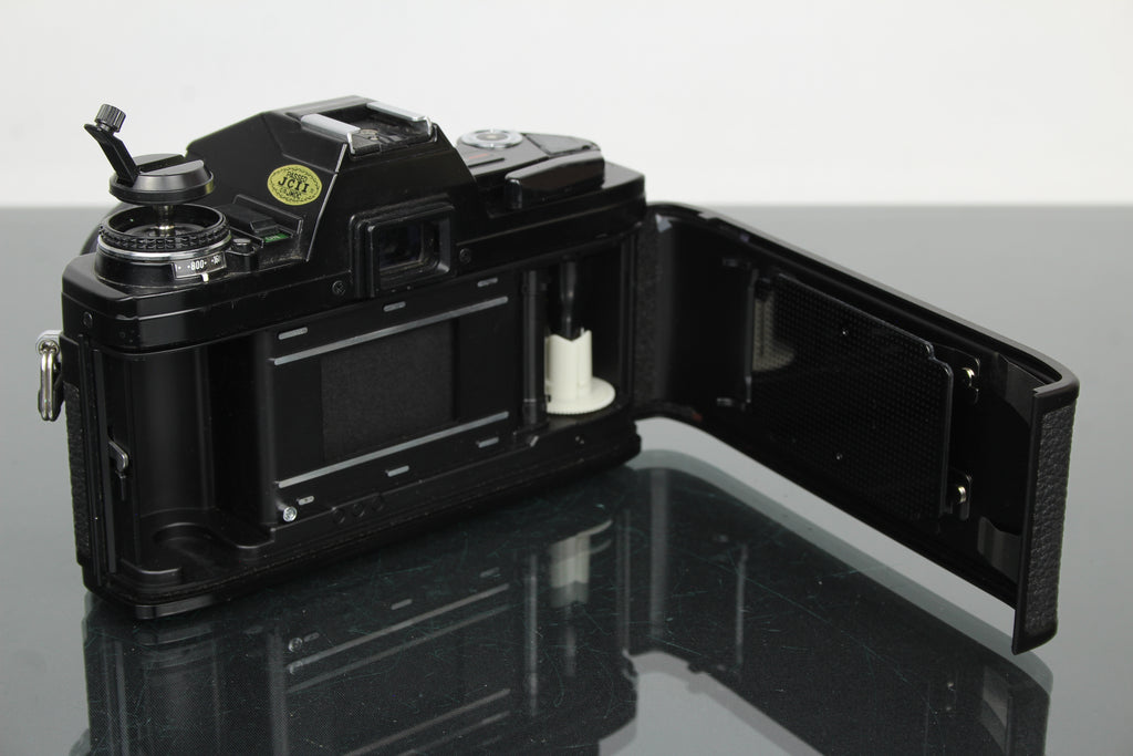 Minolta X-300 + MD Rokkor 50mm 1:1.7 55mm lens