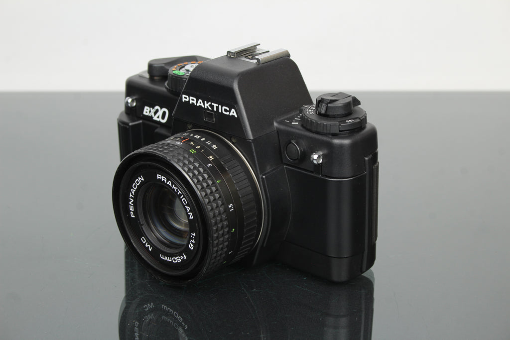 Practica BX20 + Pentacon Praktica 50mm 1.8 lens