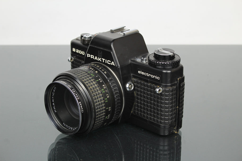 Praktica B200 electronic + Prakticar 50mm 1.8 lens