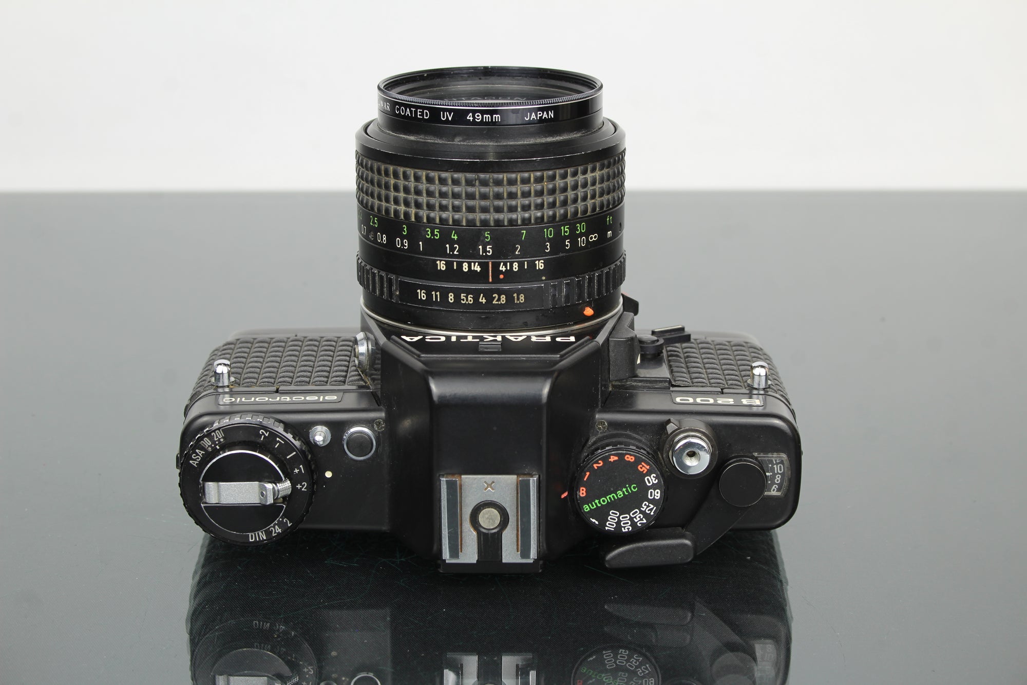 Praktica B200 electronic + Prakticar 50mm 1.8 lens