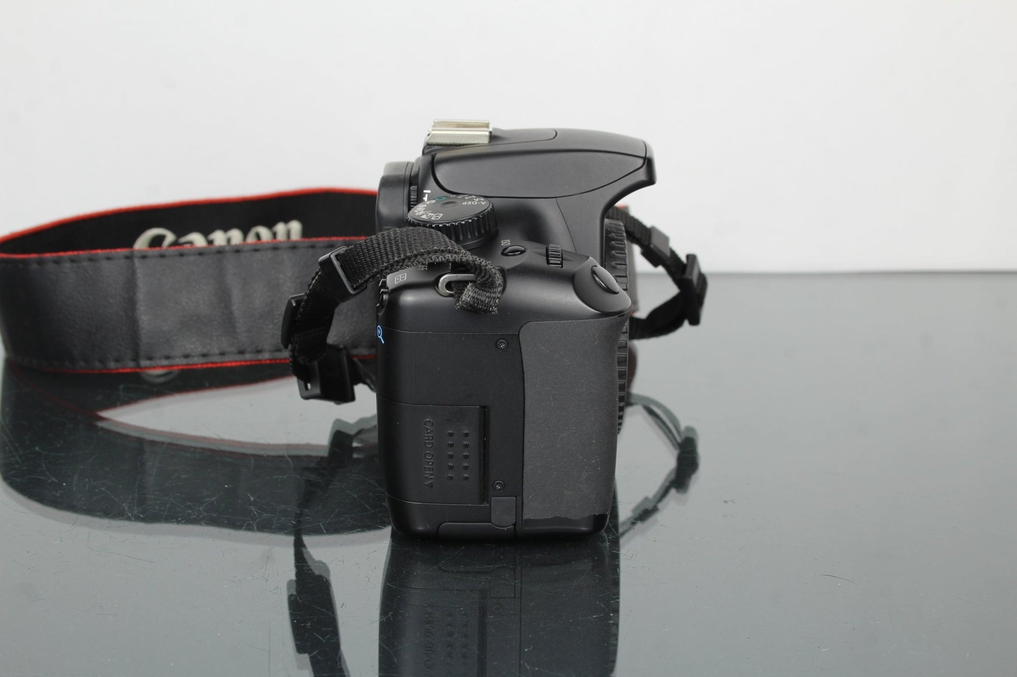 Canon EOS 1000D - Dutch|Thrift