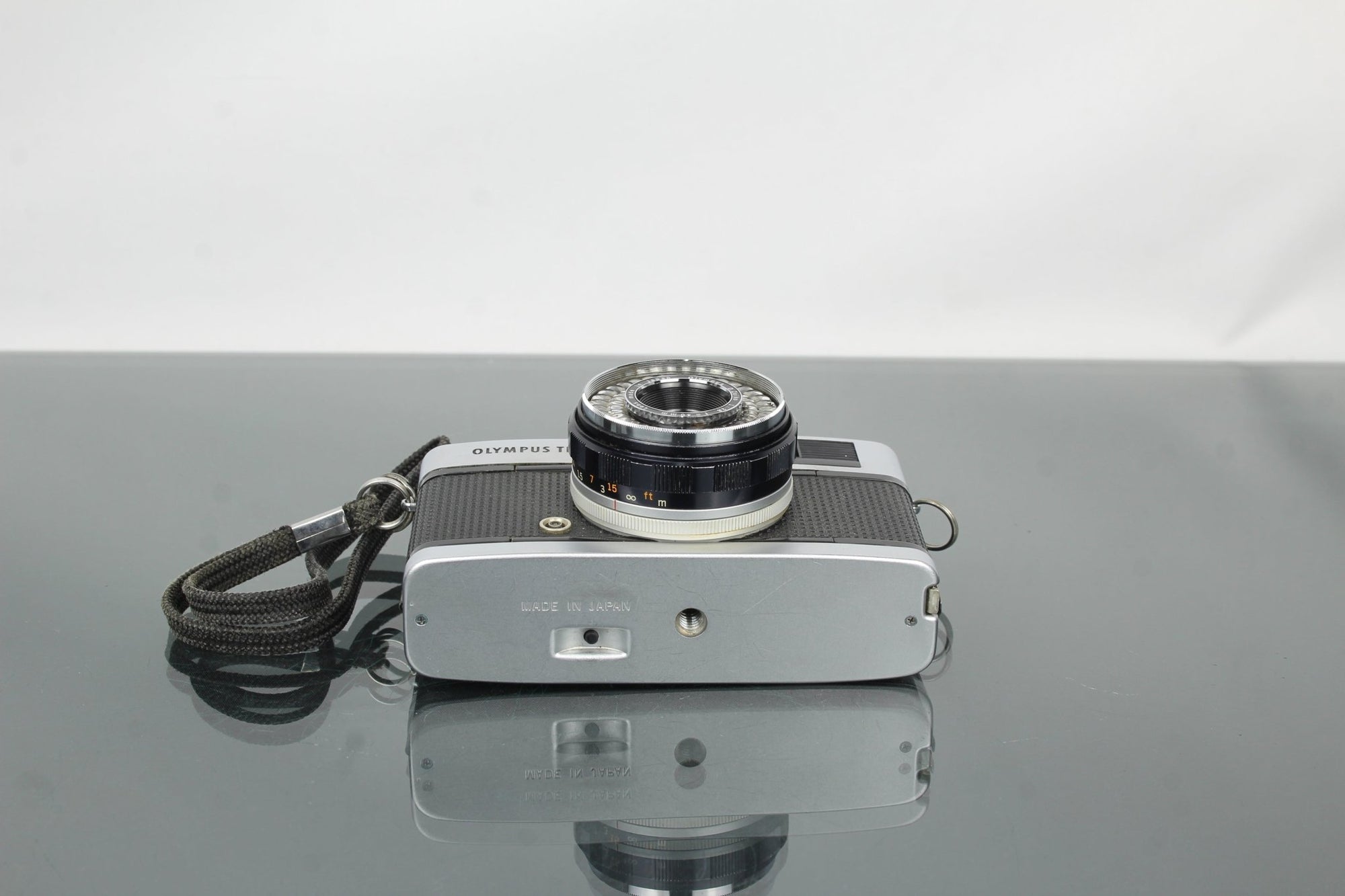 Olympus Trip 35 - Dutch|Thrift