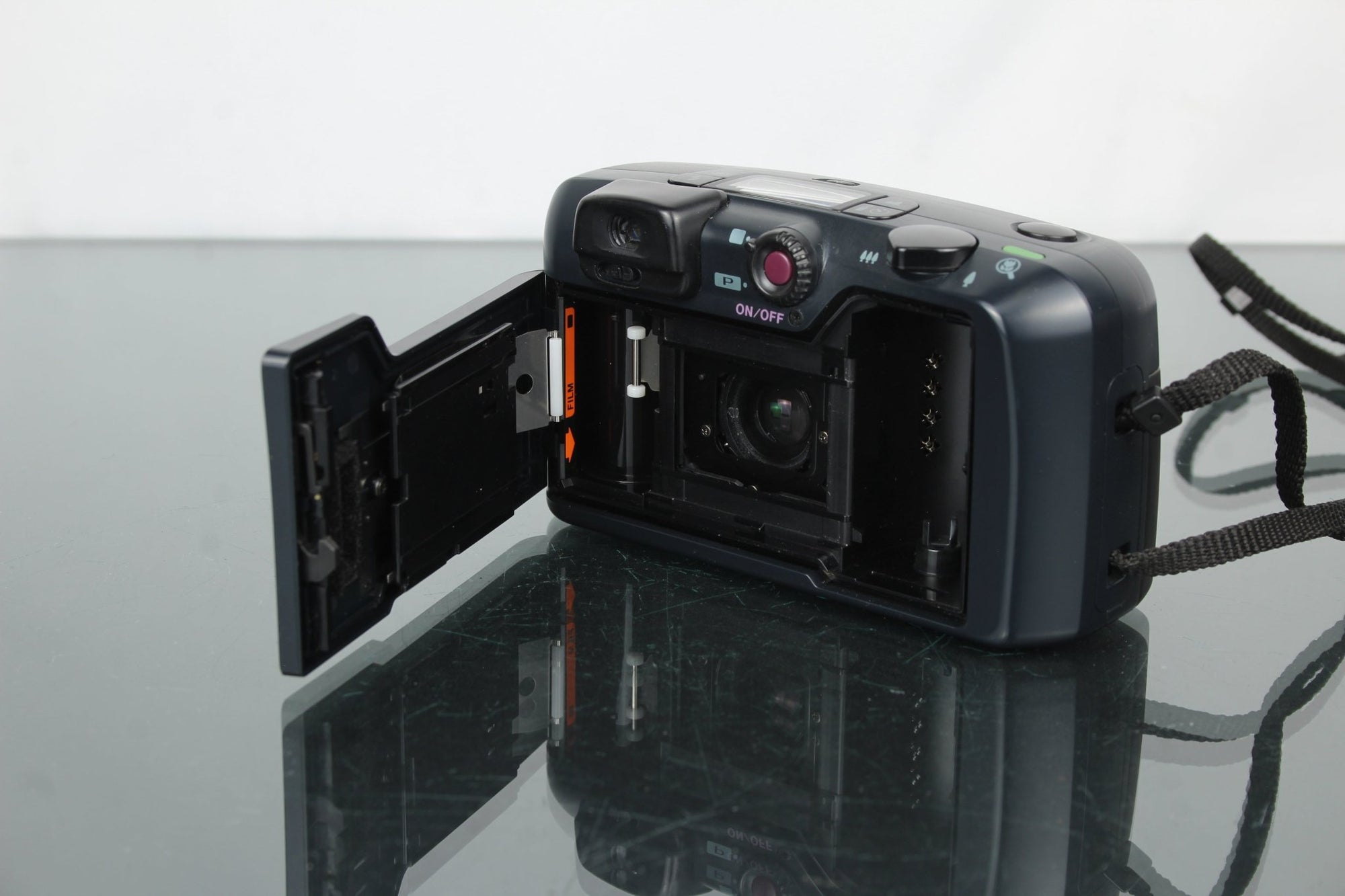 Pentax Espio 115 - Dutch|Thrift