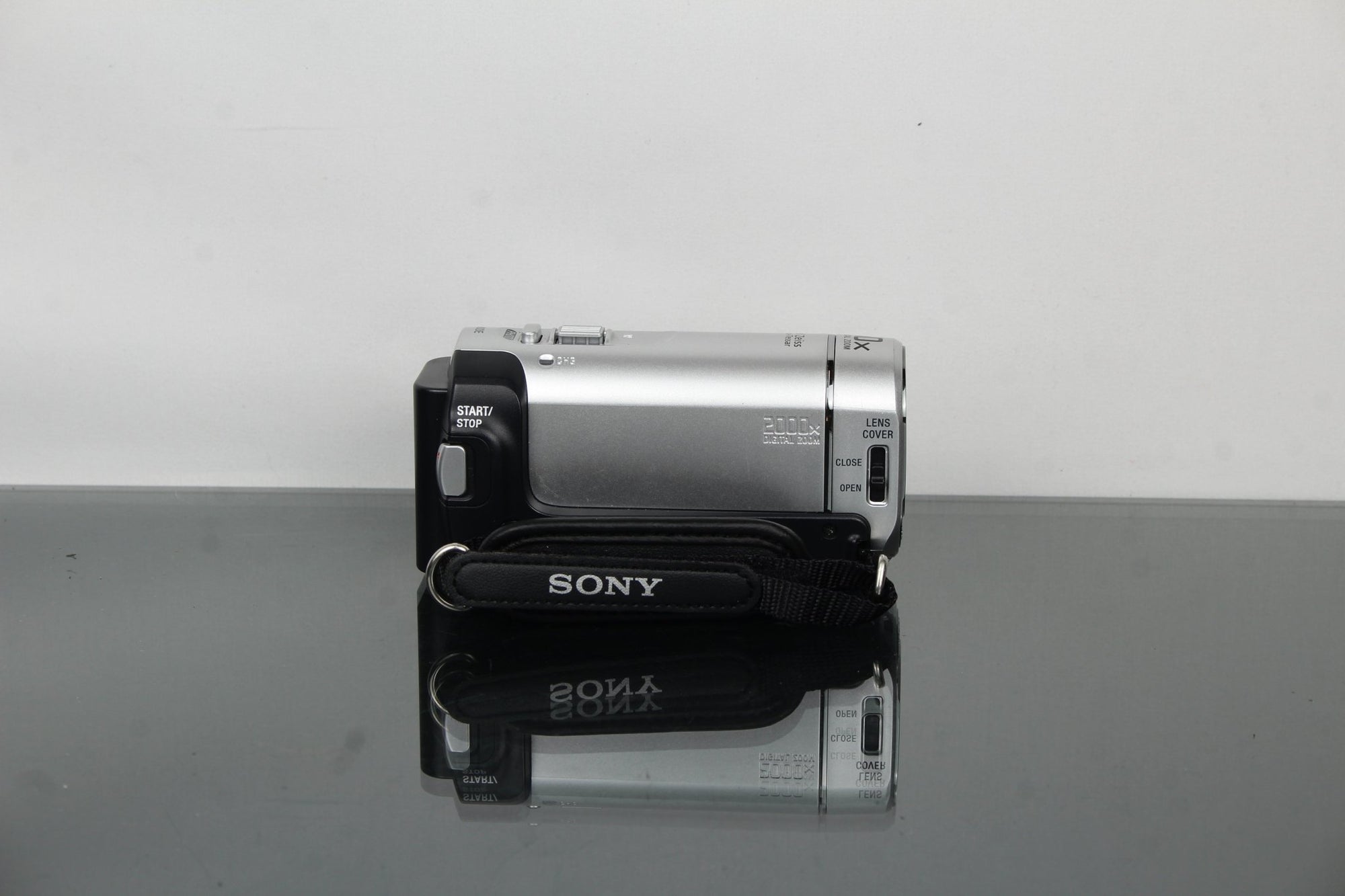 Sony DCR - SX30E Digital video camera - Dutch|Thrift